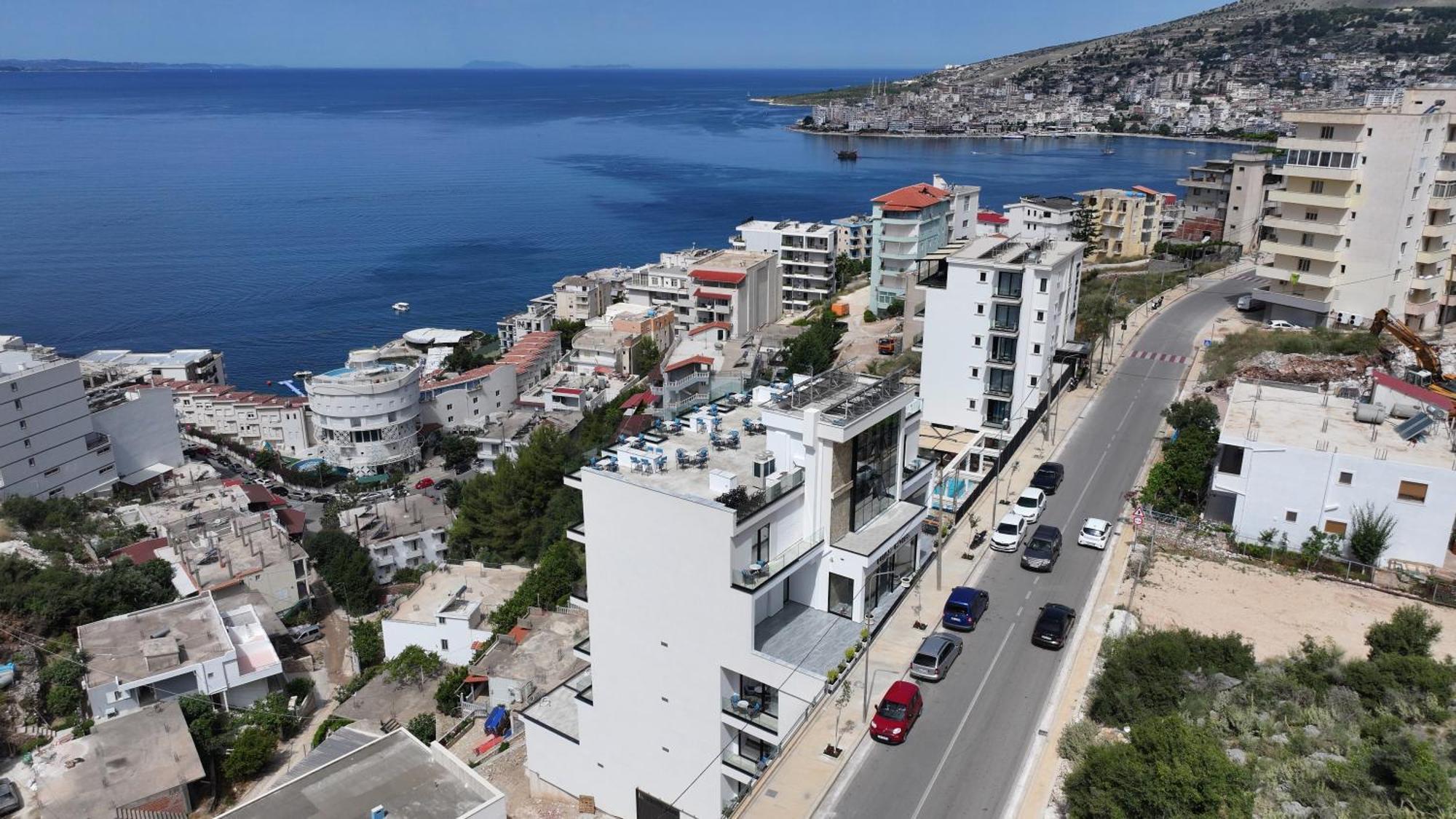 Litan Hotel Sarandë Eksteriør bilde