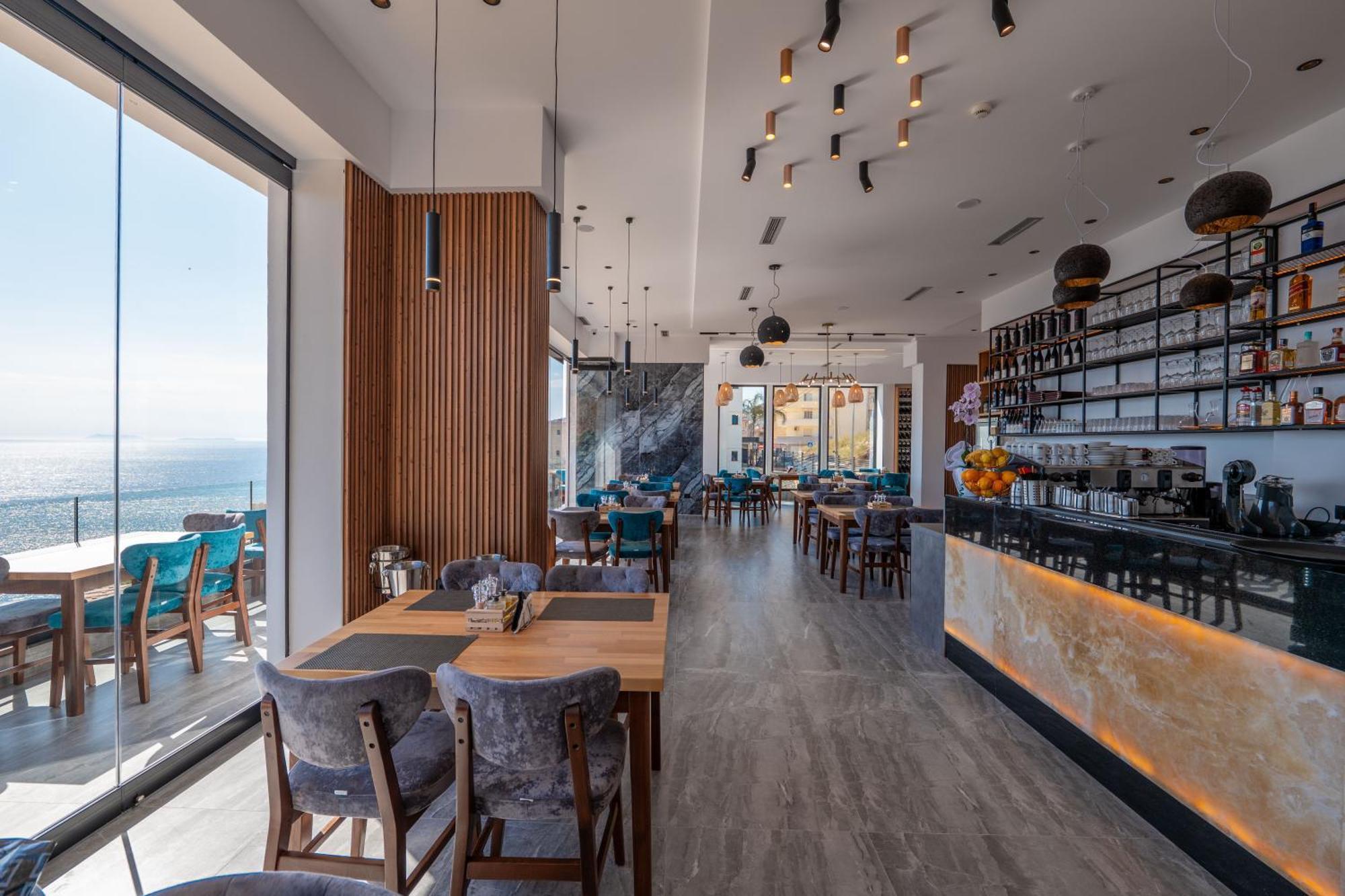 Litan Hotel Sarandë Eksteriør bilde