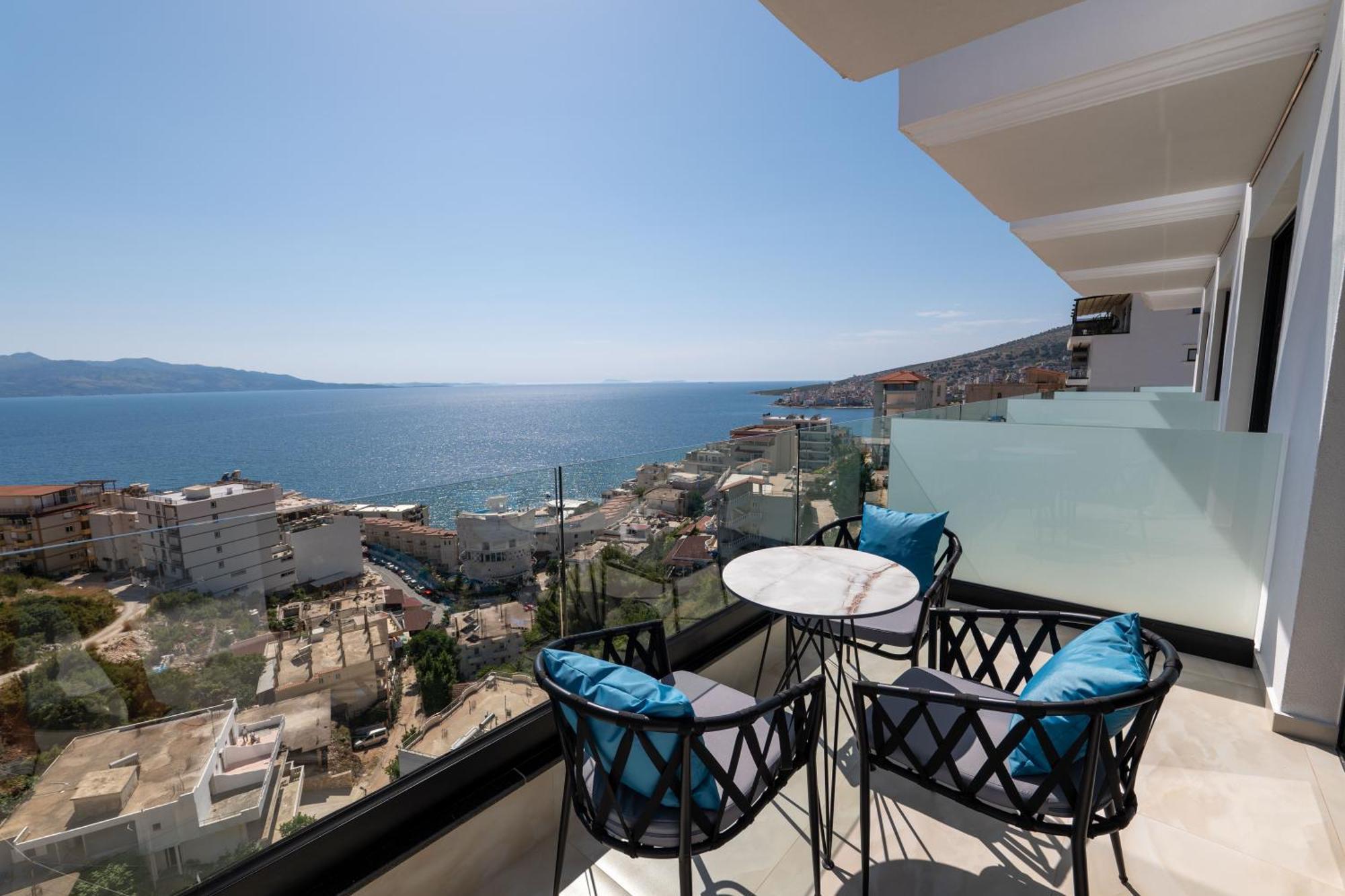 Litan Hotel Sarandë Eksteriør bilde