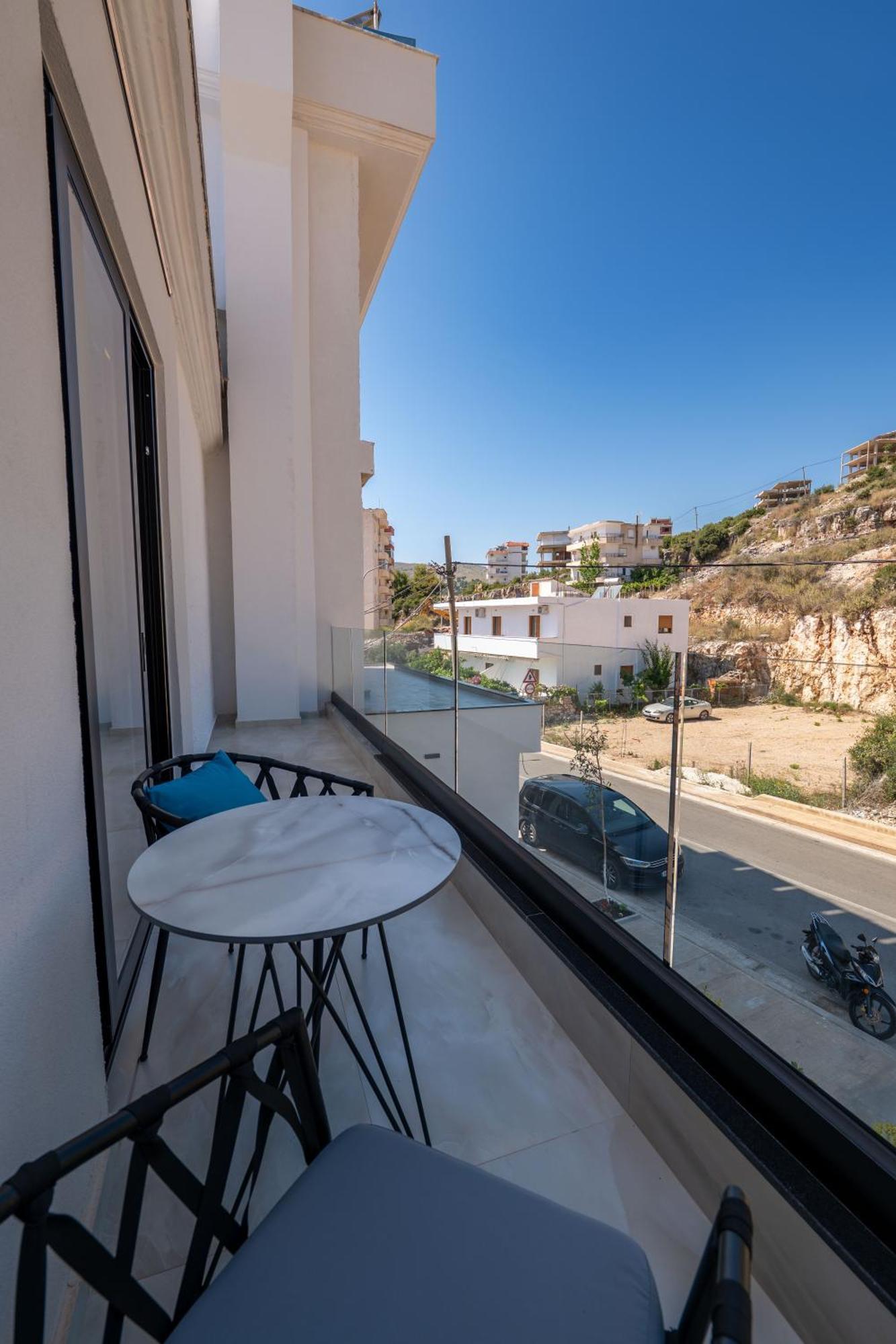 Litan Hotel Sarandë Eksteriør bilde