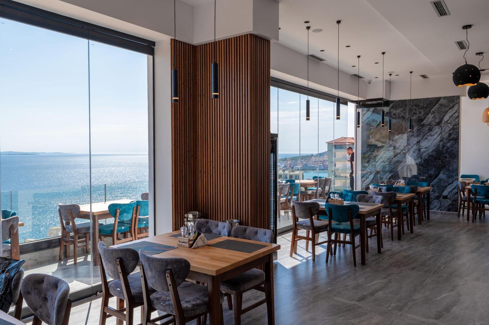Litan Hotel Sarandë Eksteriør bilde