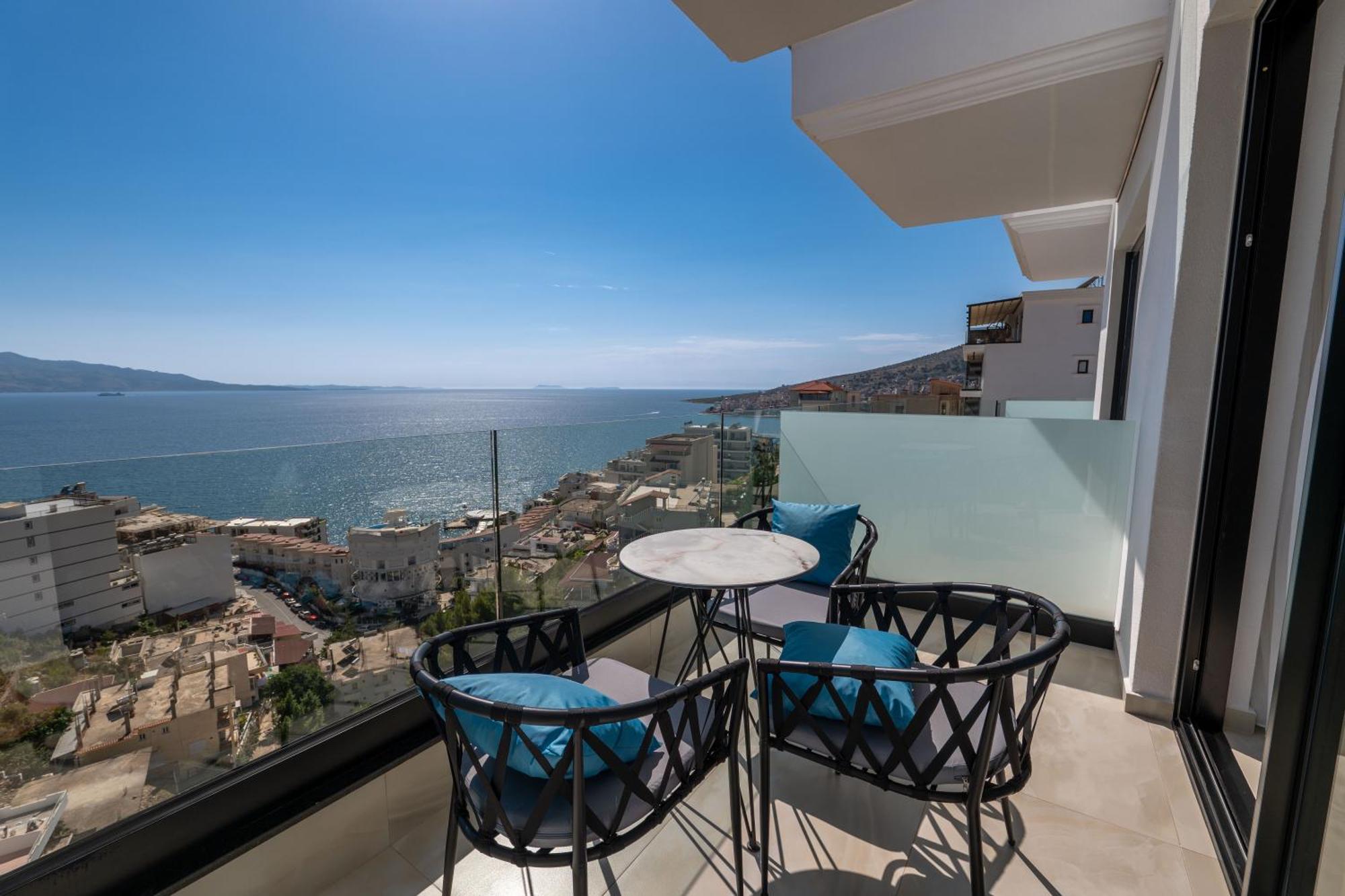 Litan Hotel Sarandë Eksteriør bilde