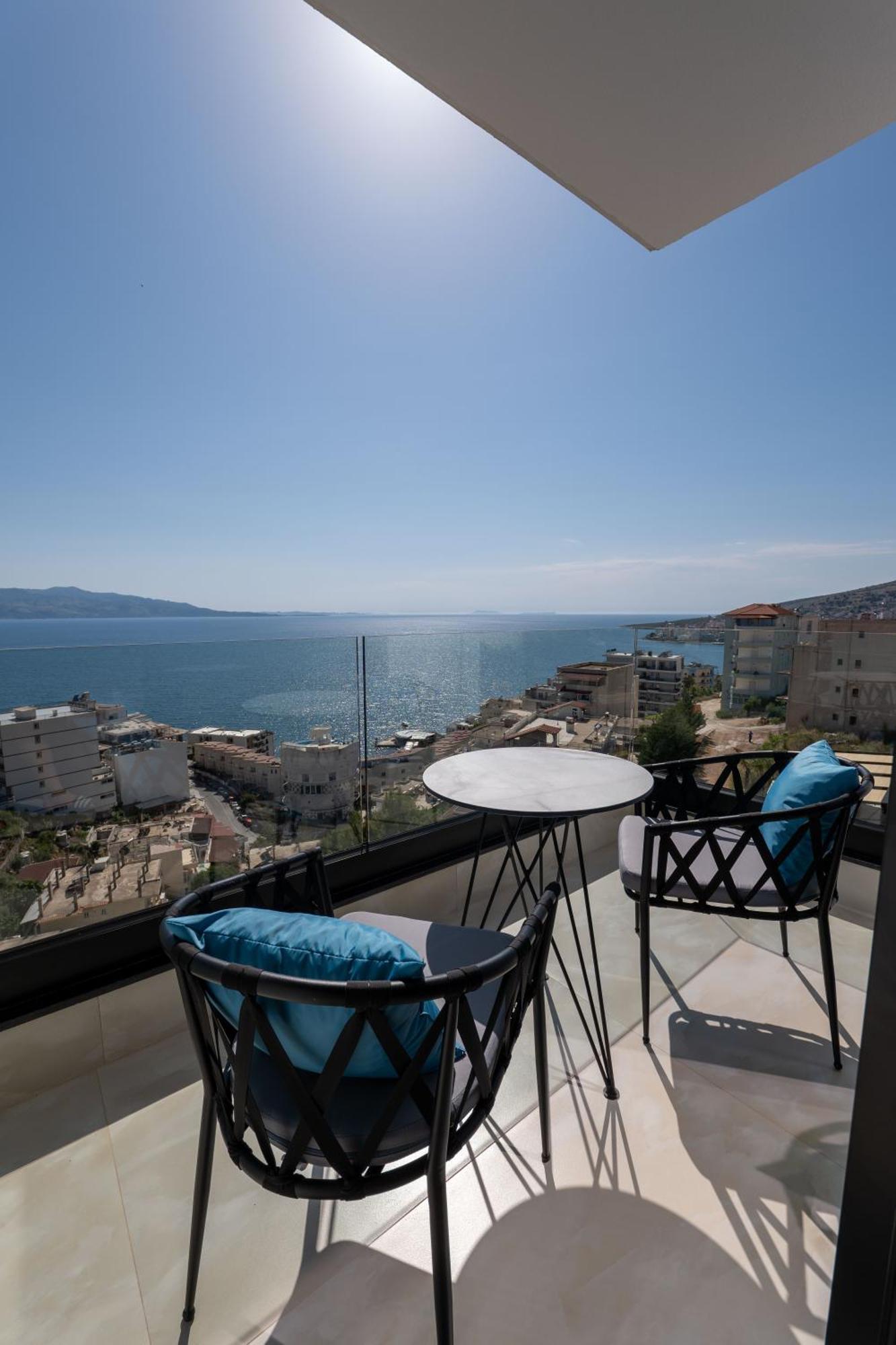 Litan Hotel Sarandë Eksteriør bilde