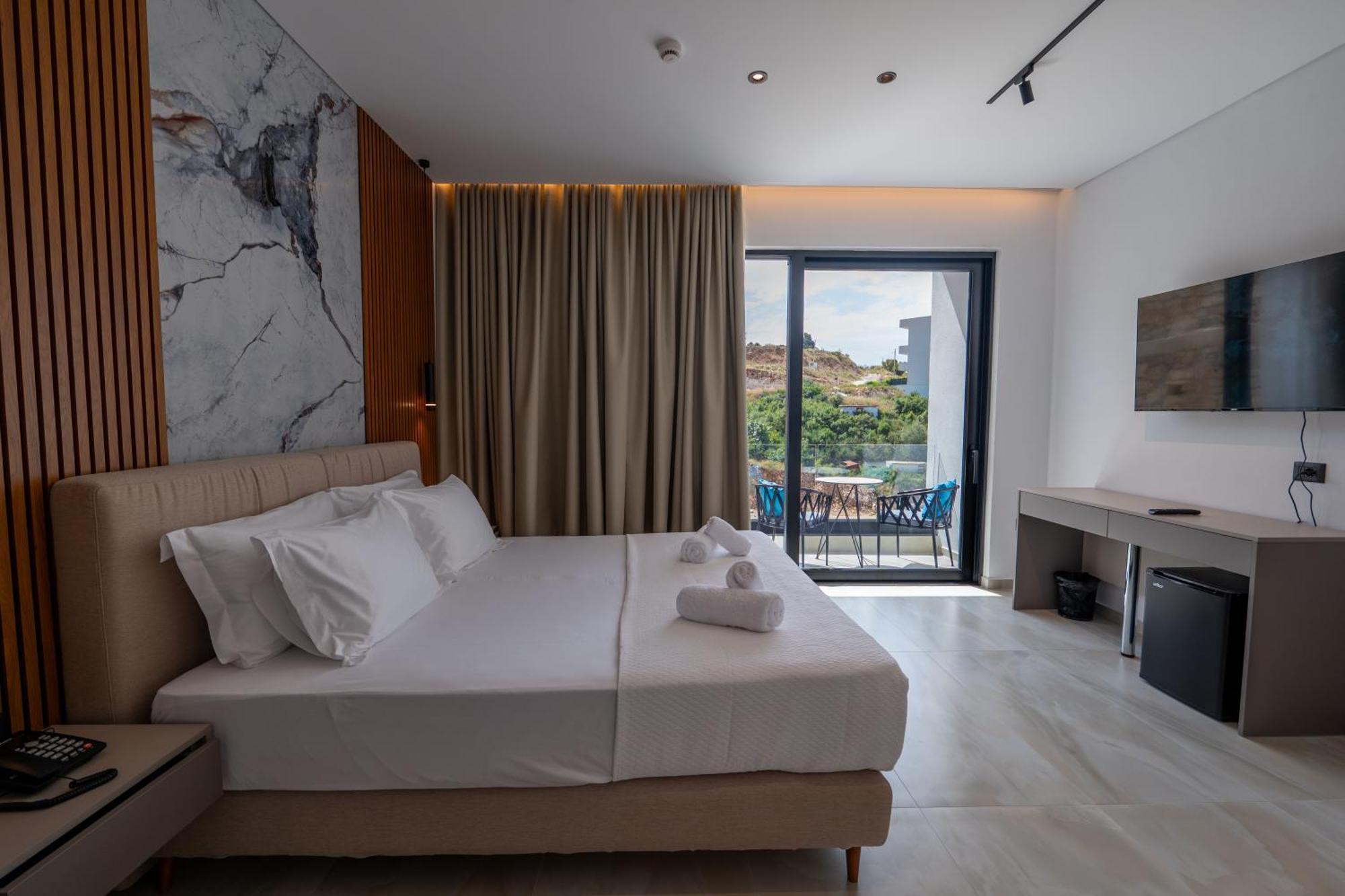Litan Hotel Sarandë Eksteriør bilde