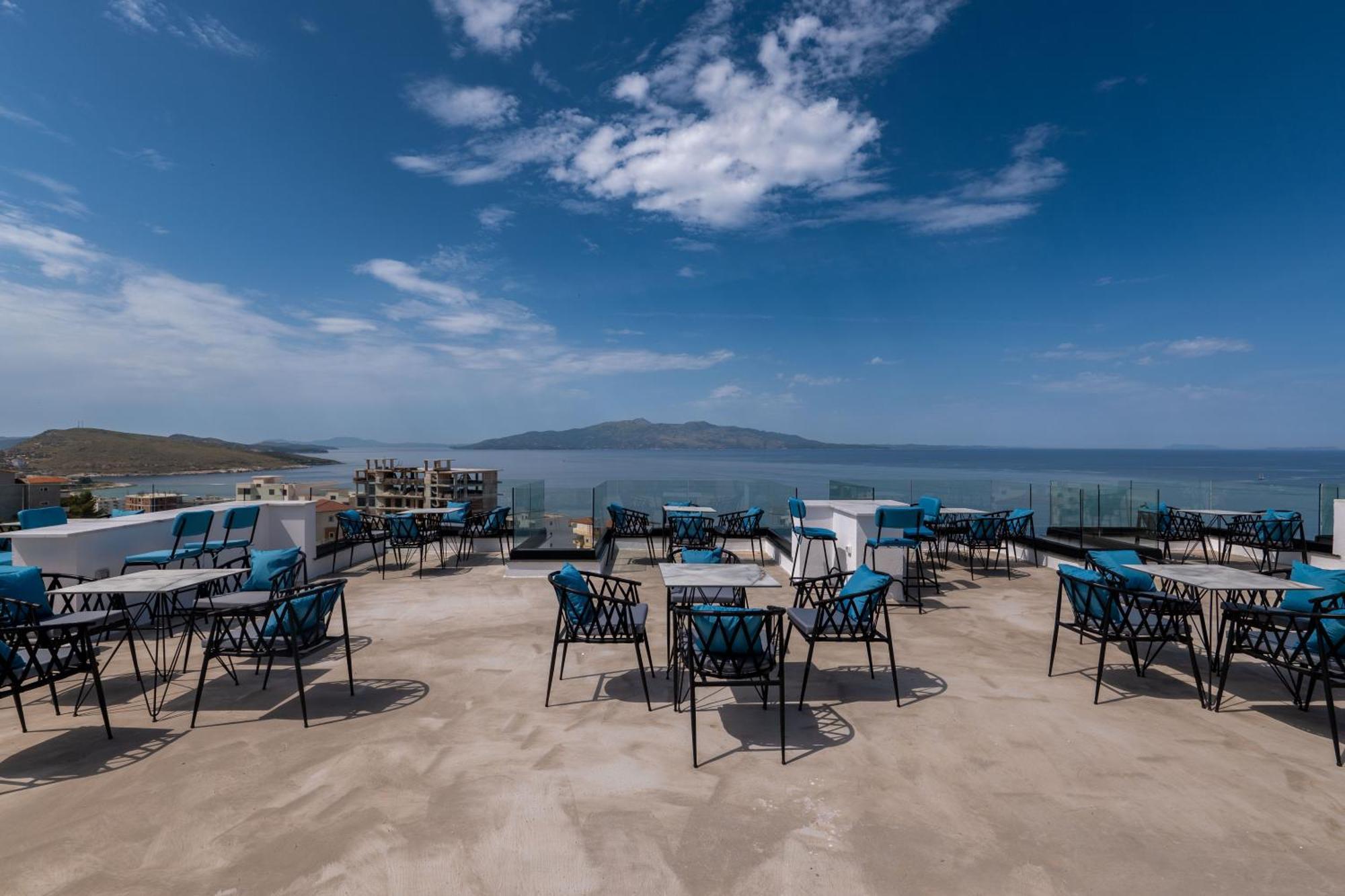 Litan Hotel Sarandë Eksteriør bilde