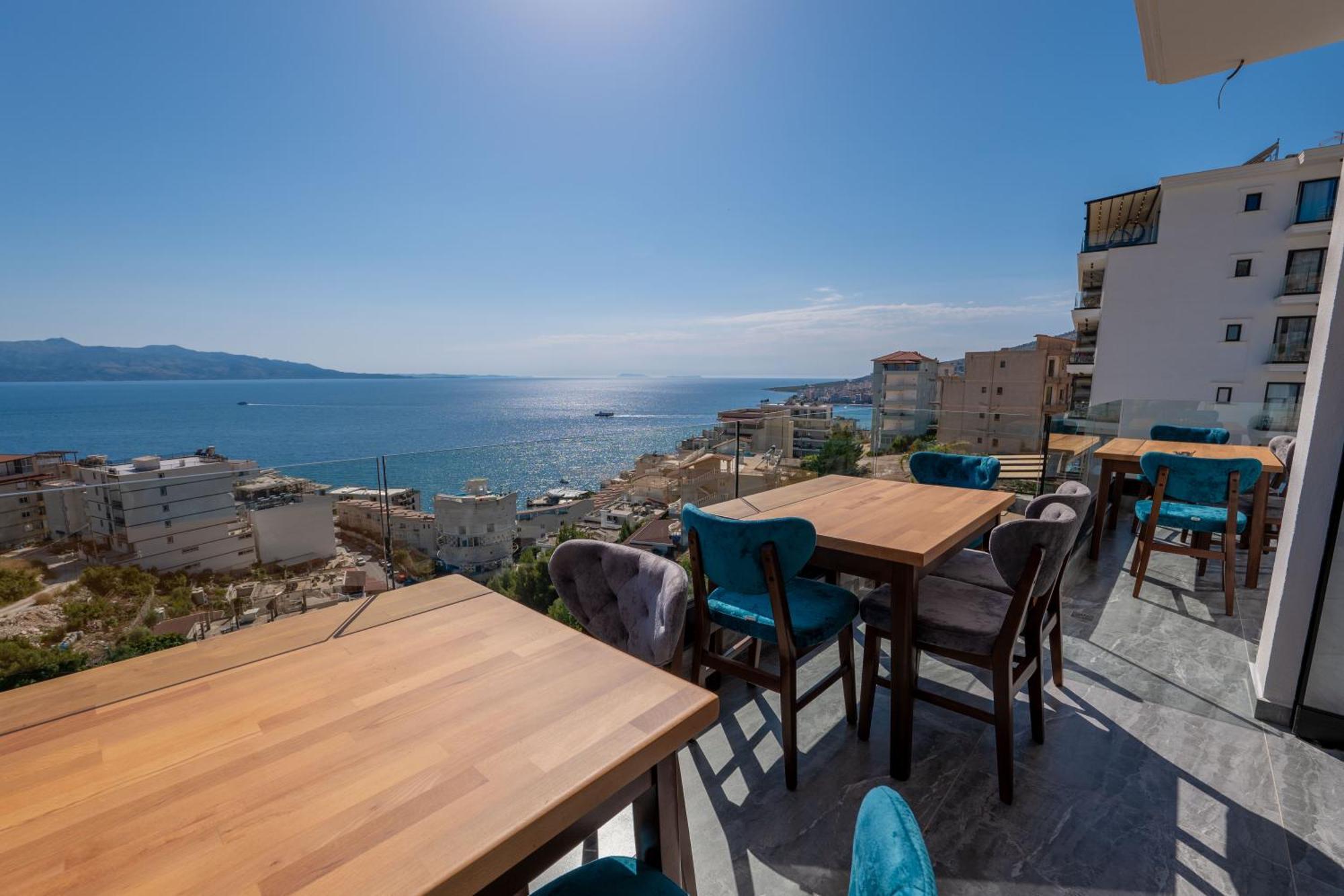 Litan Hotel Sarandë Eksteriør bilde