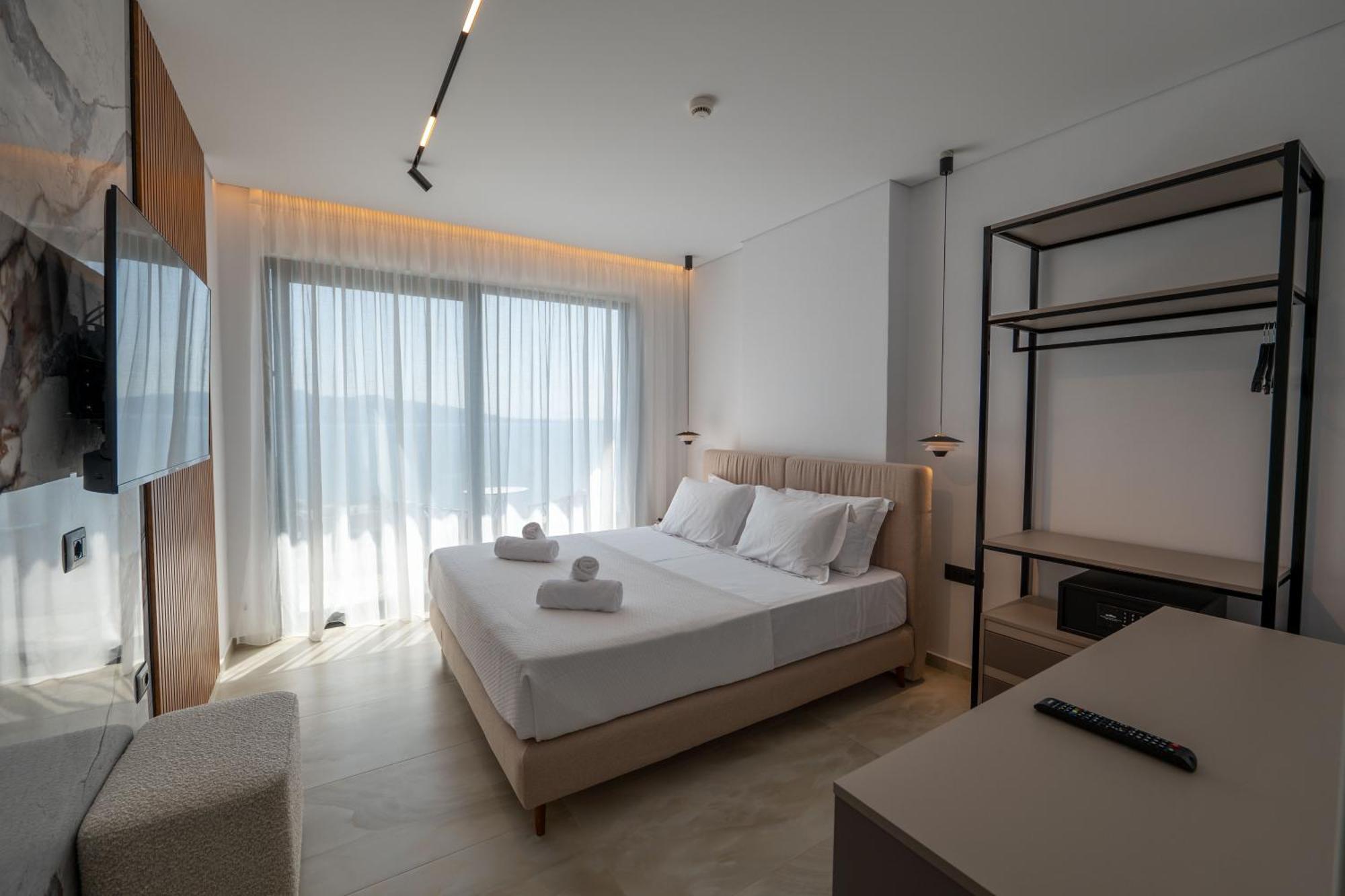 Litan Hotel Sarandë Eksteriør bilde