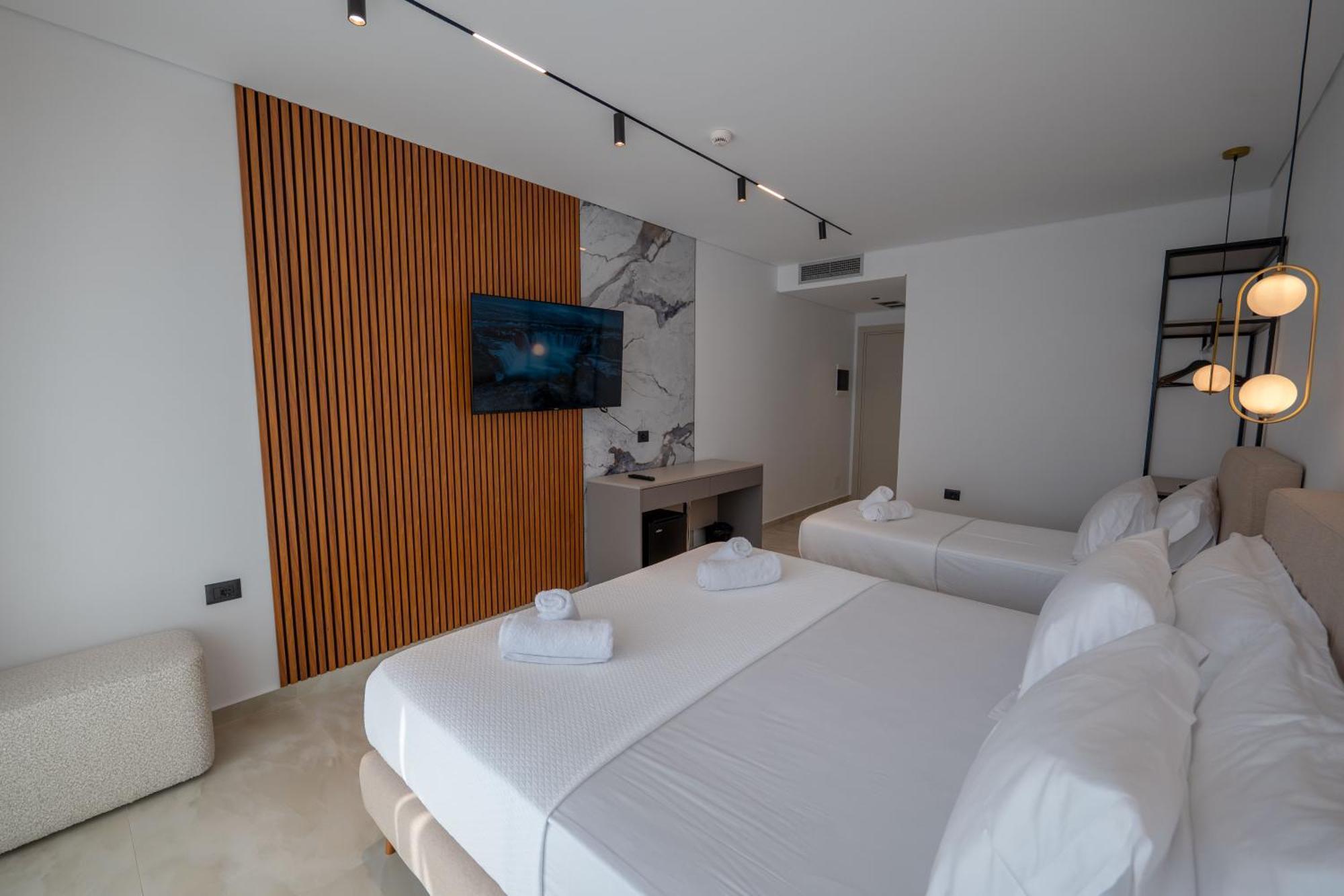 Litan Hotel Sarandë Eksteriør bilde